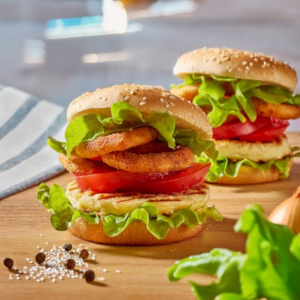 Halloumi Burger with Onion Rings