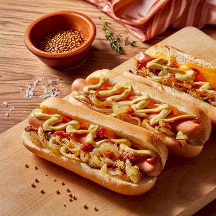 Hot Dog with Caramelised Onions and Cheese