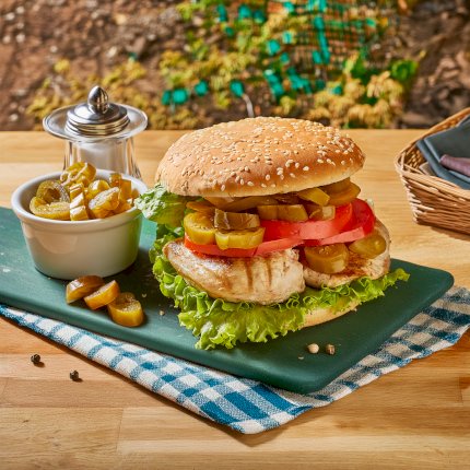 Spicy Chicken Burger with Jalapeño